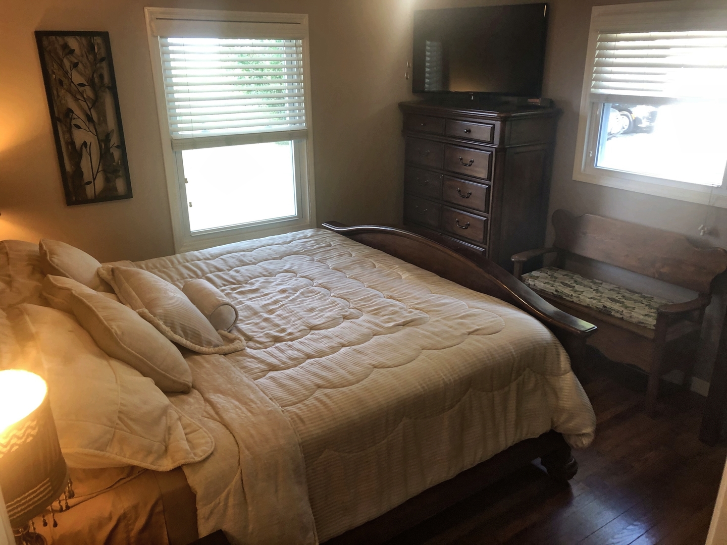 42W201 Burlington Road St. Charles, IL 60175 - Photo 9 of 17