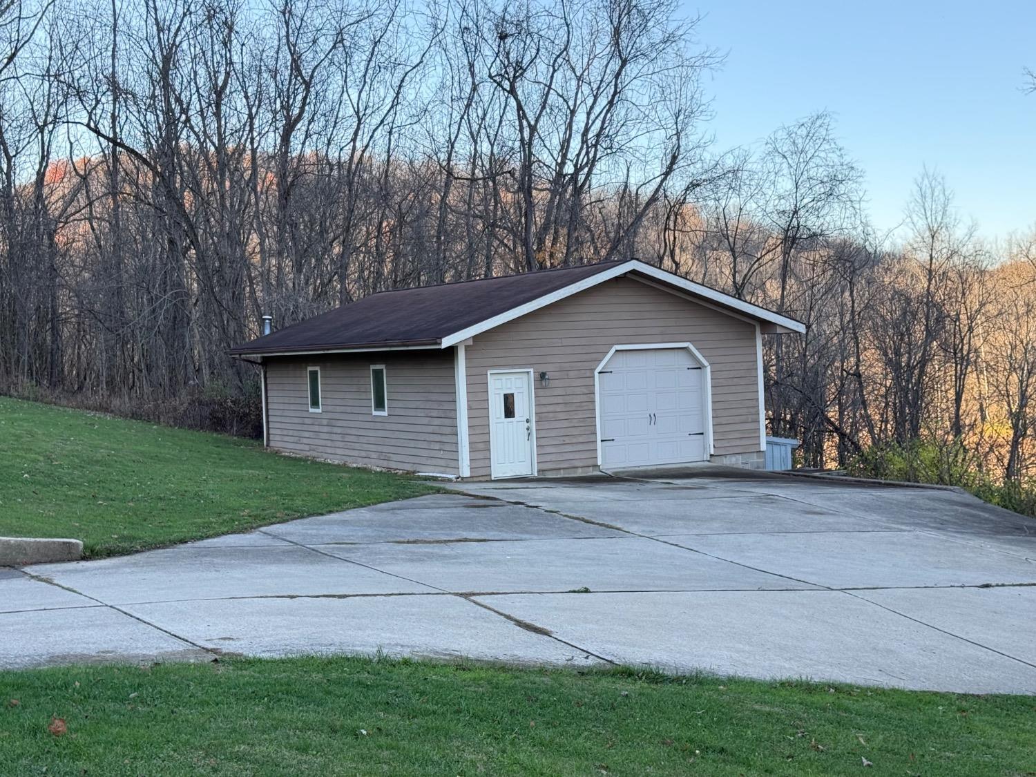 7044 Lookout Road Brookville, IN 47012 - Photo 7 of 23 Gallery Image 7