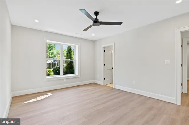 $3,195,000 | 4911 37th Street North, Arlington, VA 22207