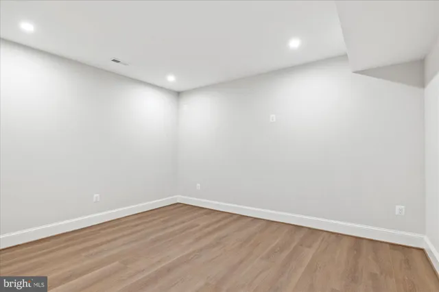 $3,195,000 | 4911 37th Street North, Arlington, VA 22207