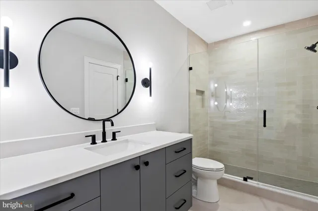 $3,195,000 | 4911 37th Street North, Arlington, VA 22207