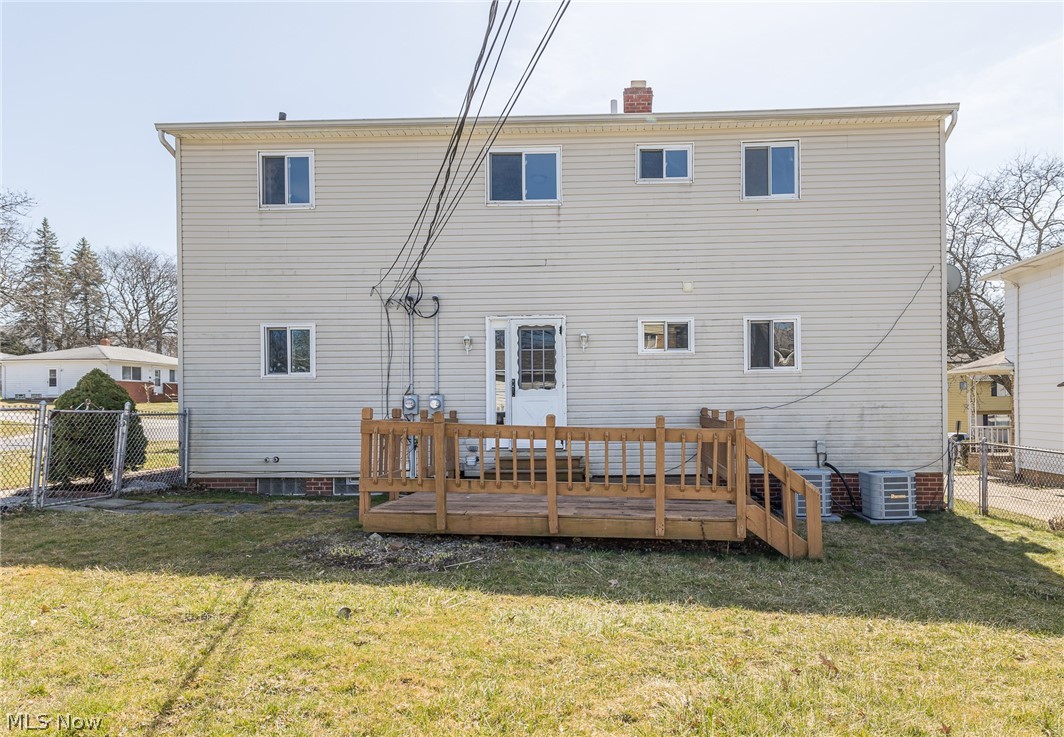 8285 Reed Avenue Garfield Heights, OH 44125 - Photo 5 of 30