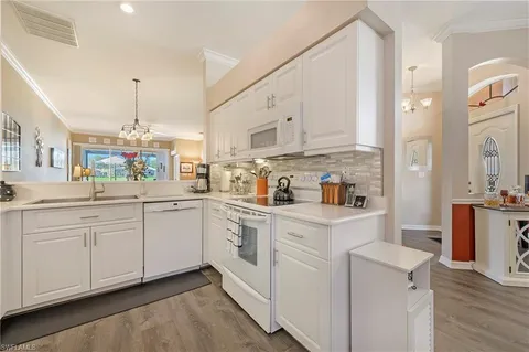 $639,000 | Undisclosed Address, Bonita Springs, FL 34135