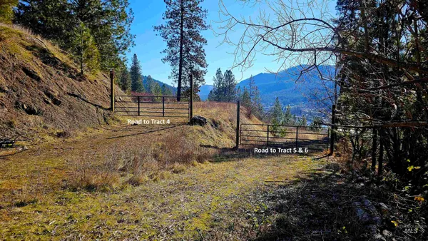 $249,000 | 618 Quail Drive, Lenore, ID 83541