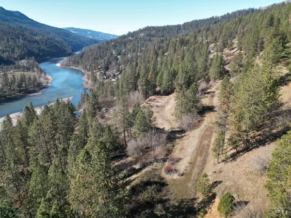 $249,000 | 618 Quail Drive, Lenore, ID 83541