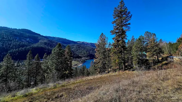 $249,000 | 618 Quail Drive, Lenore, ID 83541