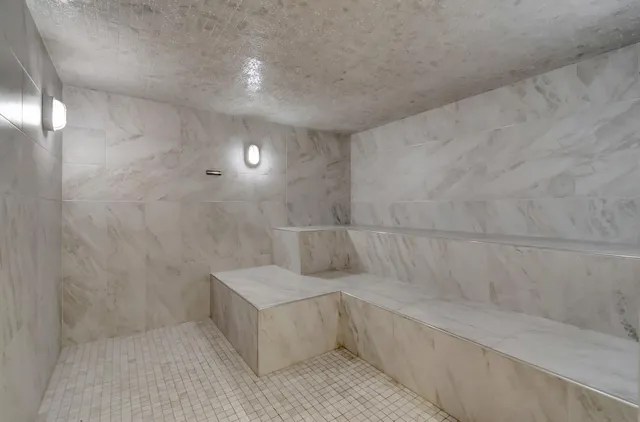 $279,999 | 6193 Pointe Regal Circle, Unit 402, Delray Beach, FL 33484