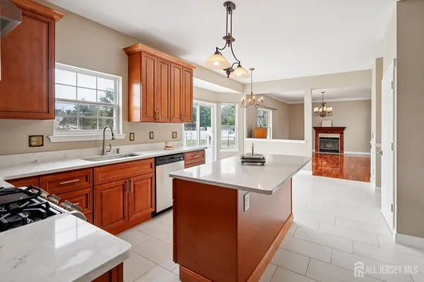 $4,800 | 5 Abate Court, Somerset, NJ 08873