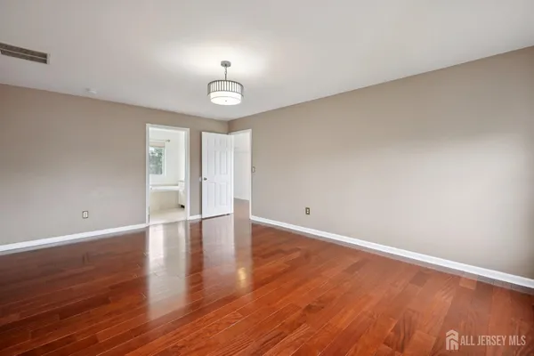 $4,800 | 5 Abate Court, Somerset, NJ 08873