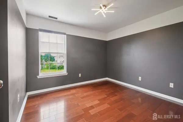$4,800 | 5 Abate Court, Somerset, NJ 08873