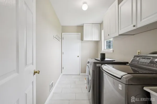 $4,800 | 5 Abate Court, Somerset, NJ 08873