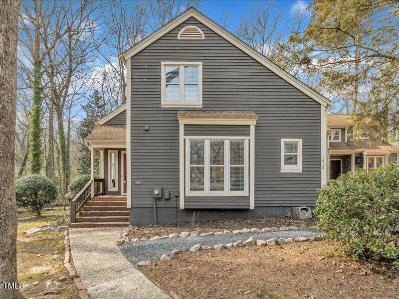 01-1710 Falls Church Rd-40