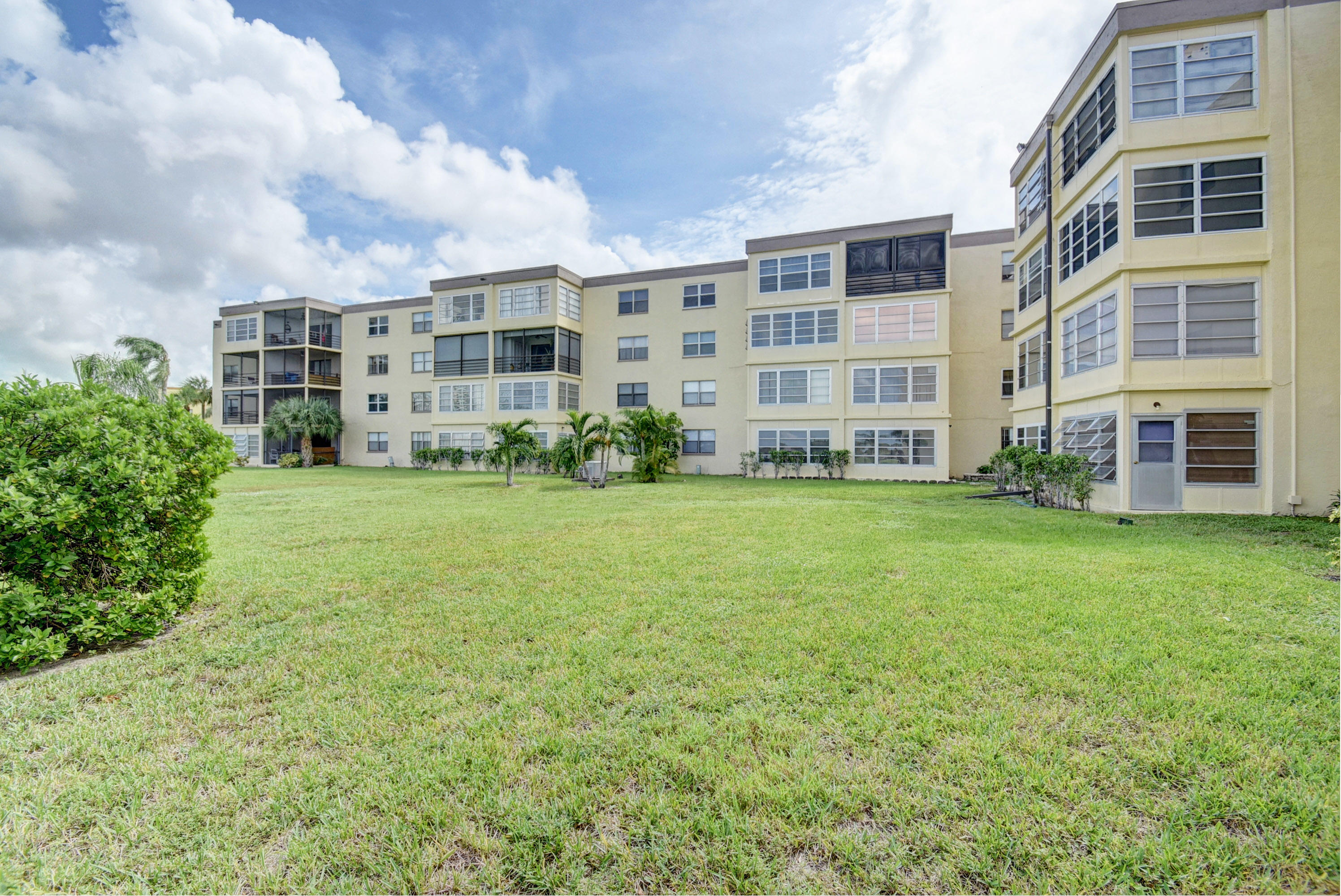 9355 Southwest 8th Street, Unit 120 Boca Raton, FL 33428 - Photo 21 of 21 Rear View