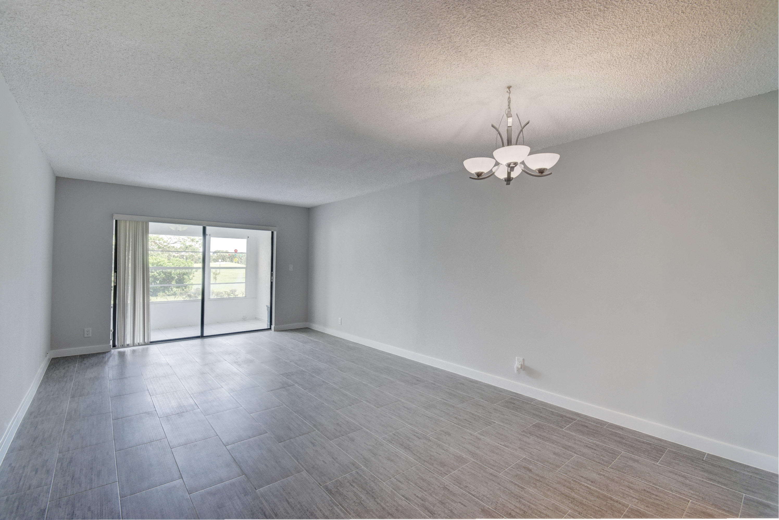 9355 Southwest 8th Street, Unit 120 Boca Raton, FL 33428 - Photo 4 of 21 Living Room