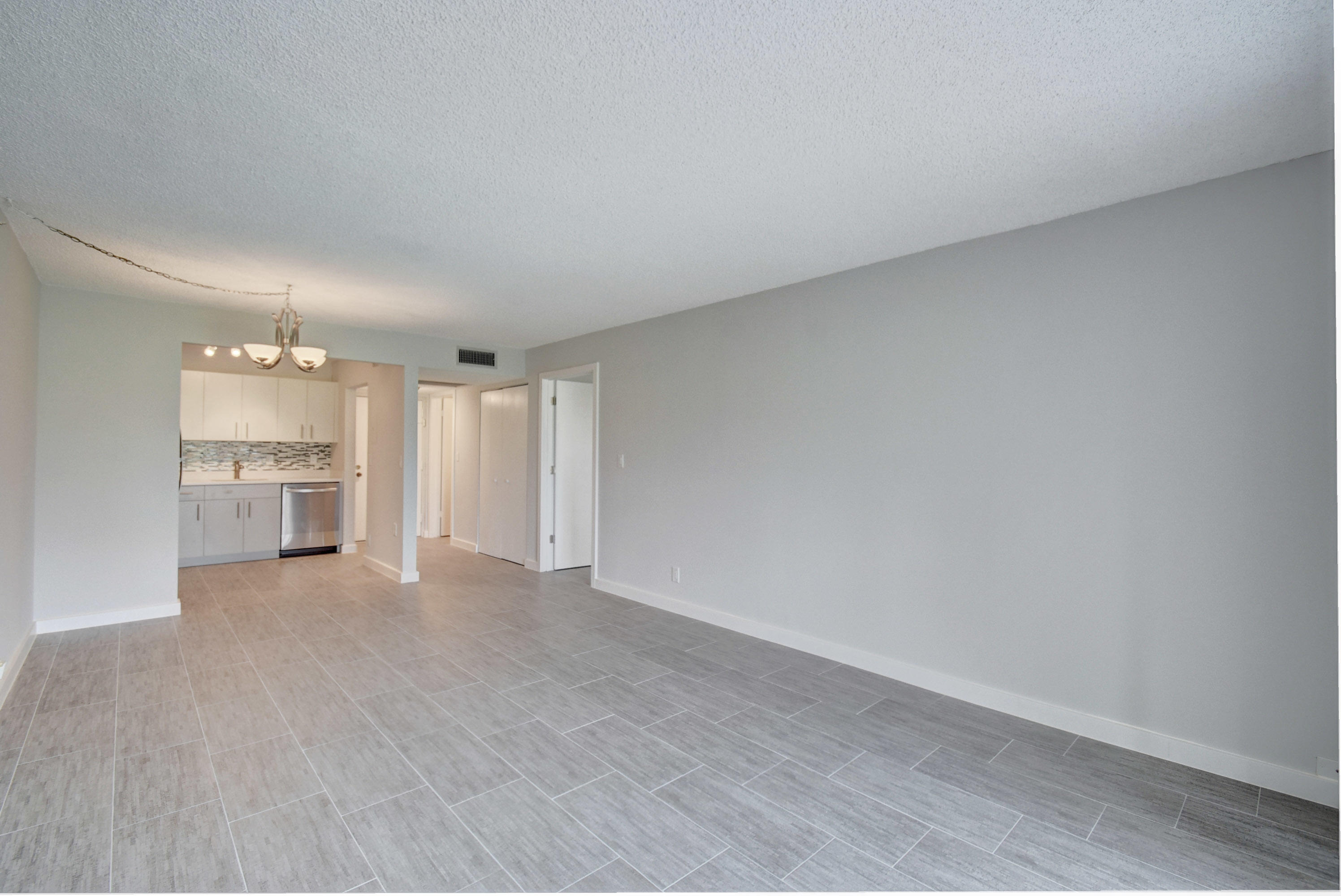 9355 Southwest 8th Street, Unit 120 Boca Raton, FL 33428 - Photo 6 of 21 Living Room