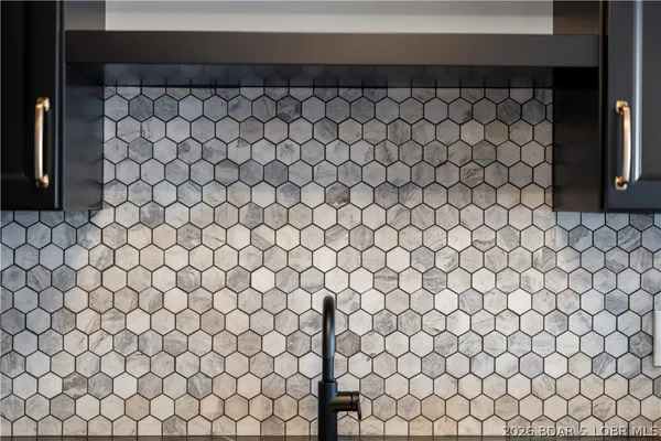 $1,899,000 | 1356 Duckhead Road, Lake Ozark, MO 65049