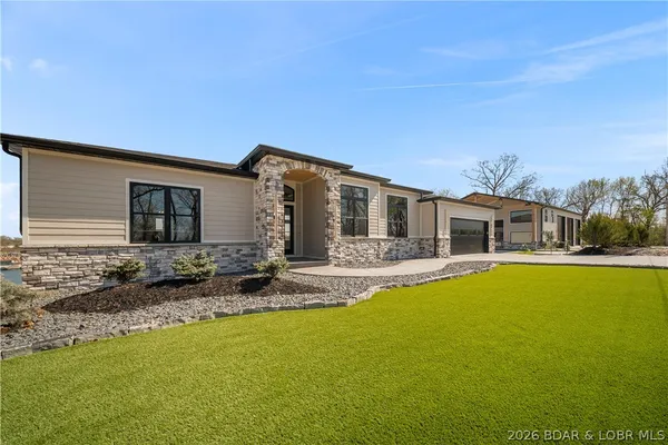 $1,899,000 | 1356 Duckhead Road, Lake Ozark, MO 65049