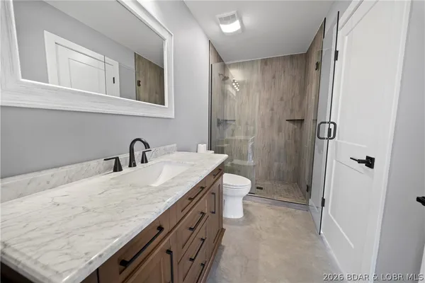 $1,899,000 | 1356 Duckhead Road, Lake Ozark, MO 65049