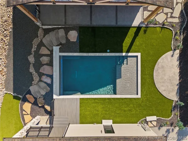 $1,899,000 | 1356 Duckhead Road, Lake Ozark, MO 65049