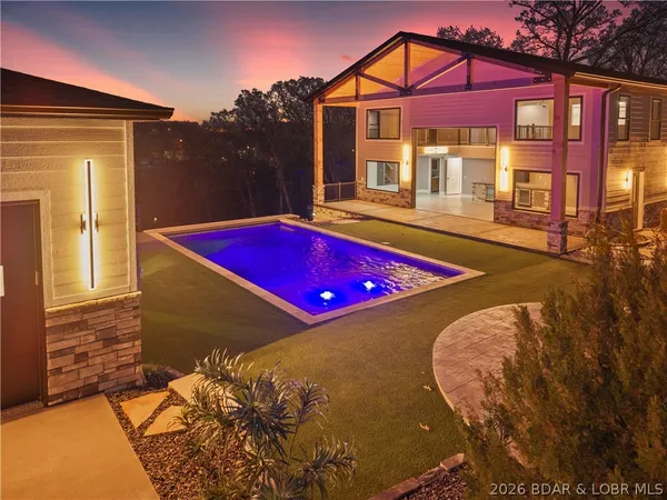 $1,899,000 | 1356 Duckhead Road, Lake Ozark, MO 65049