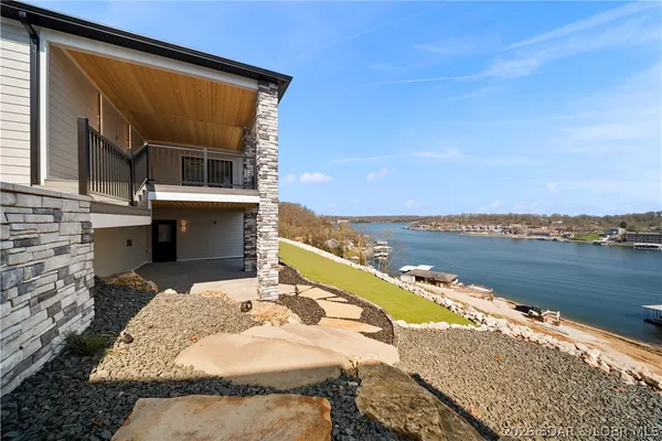 $1,899,000 | 1356 Duckhead Road, Lake Ozark, MO 65049