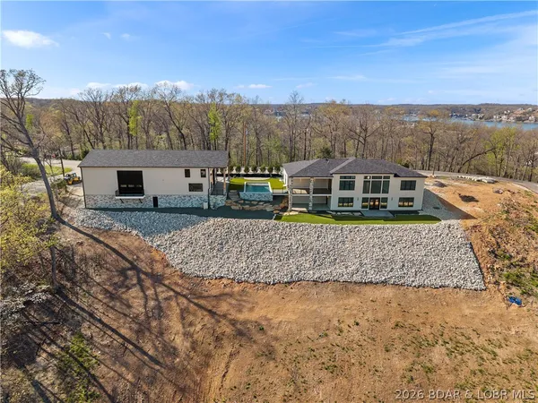 $1,899,000 | 1356 Duckhead Road, Lake Ozark, MO 65049