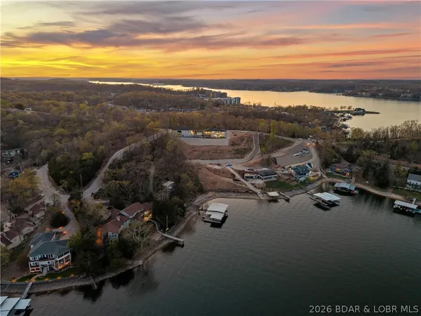 $1,899,000 | 1356 Duckhead Road, Lake Ozark, MO 65049