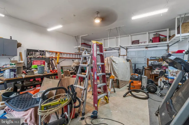 $374,900 | 93 River Dr Avenue, Pennsville, NJ 08070