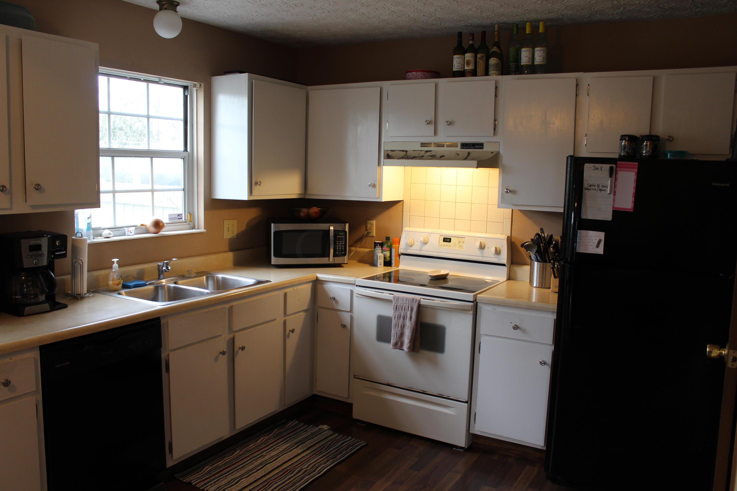 2707 Hard Road, Unit 1 Columbus, OH 43235 - Photo 4 of 6 Gallery Image 4