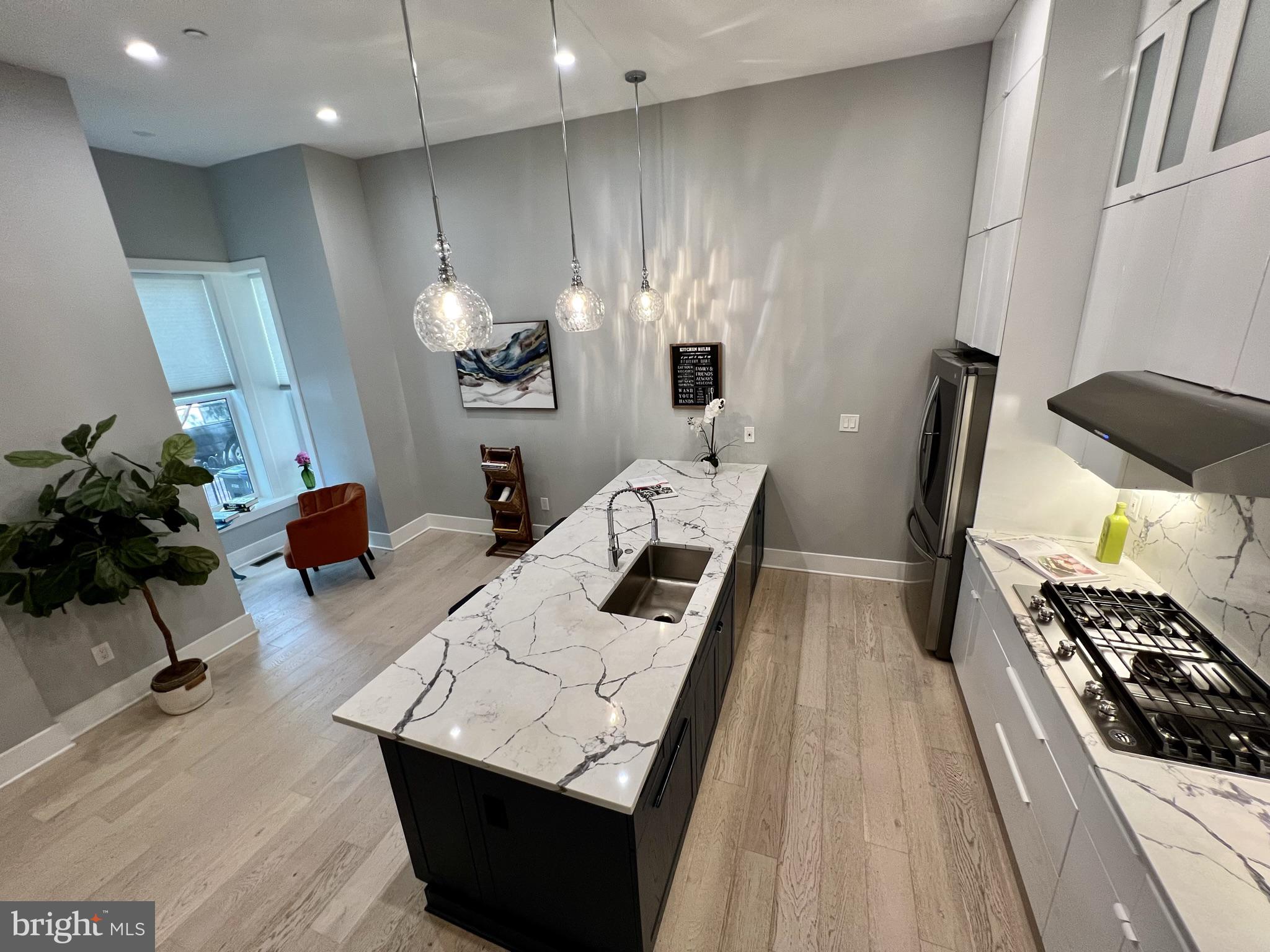 1001 C Street Southeast, Unit 2 Washington, DC 20003 - Photo 17 of 86 Rally your local sphere of influence.