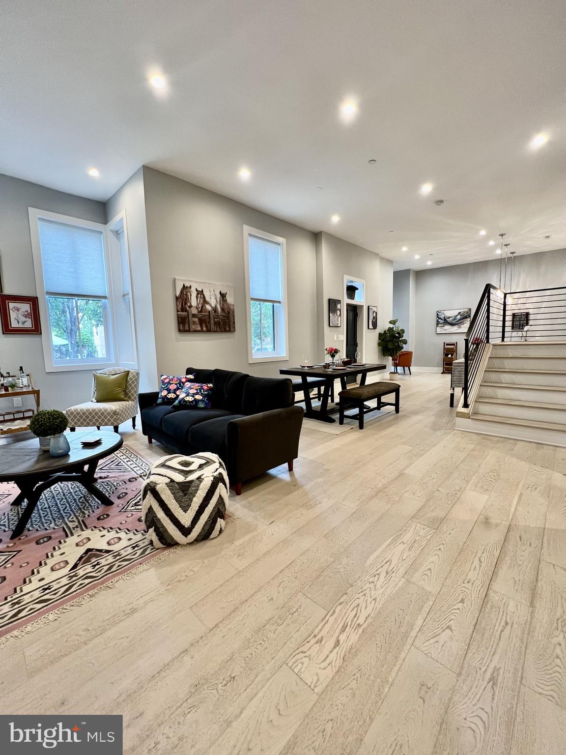 1001 C Street Southeast, Unit 2 Washington, DC 20003 - Photo 6 of 86 Seating/Living Area