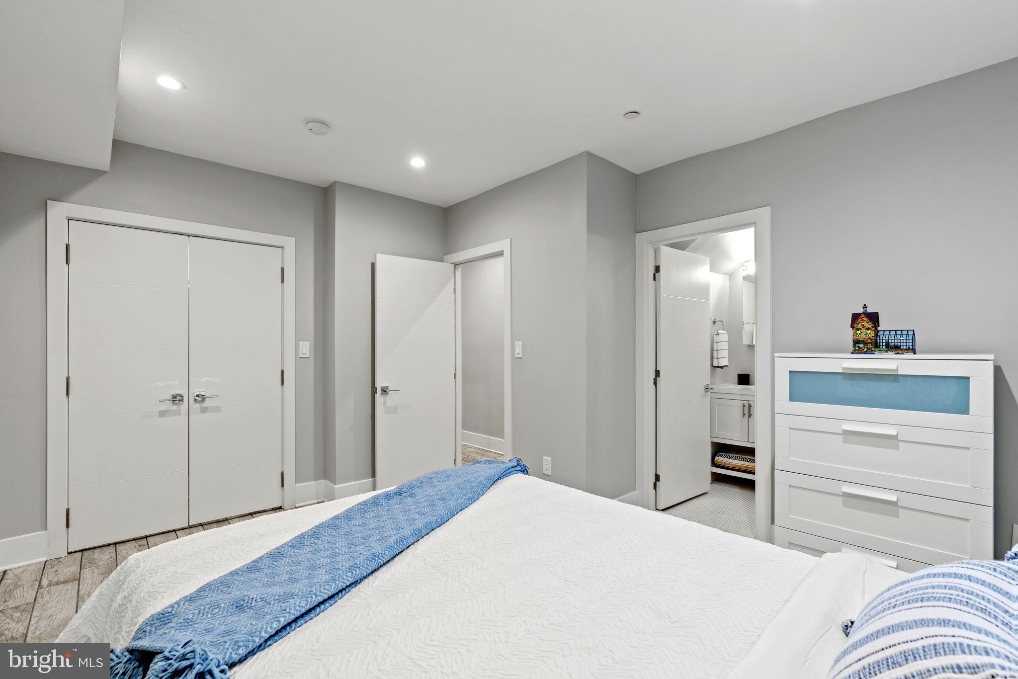 1001 C Street Southeast, Unit 2 Washington, DC 20003 - Photo 75 of 86