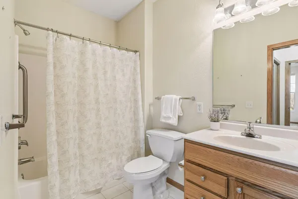 $305,000 | 100 Clydesdale Trail, Unit 110, Hamel, MN 55340