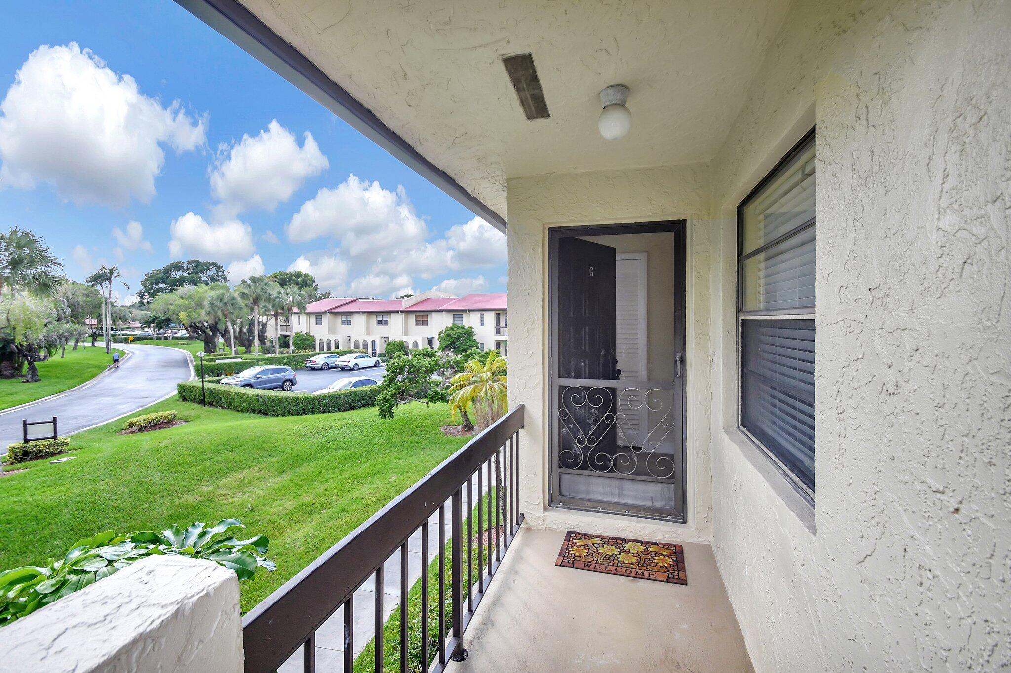 21209 Lago Circle, Unit 12G Boca Raton, FL 33433 - Photo 6 of 39 a view of a porch