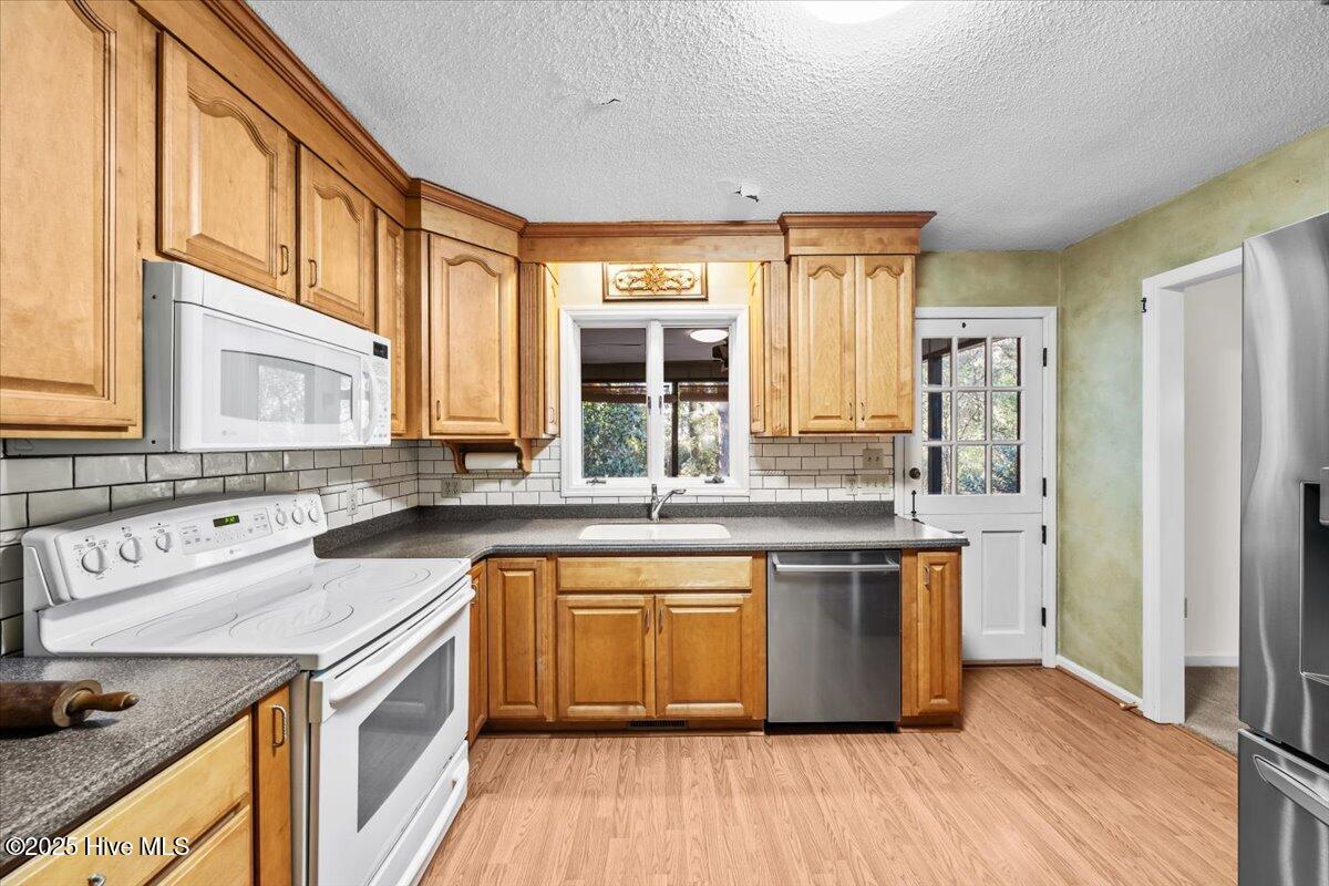 215 Merion Circle Pinehurst, NC 28374 - Photo 3 of 28
