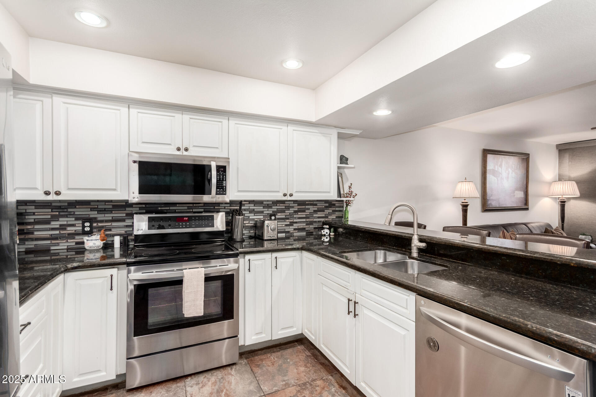 7401 North Scottsdale Road, Unit 37 Paradise Valley, AZ 85253 - Photo 17 of 35 17 - Scottsdale 7401