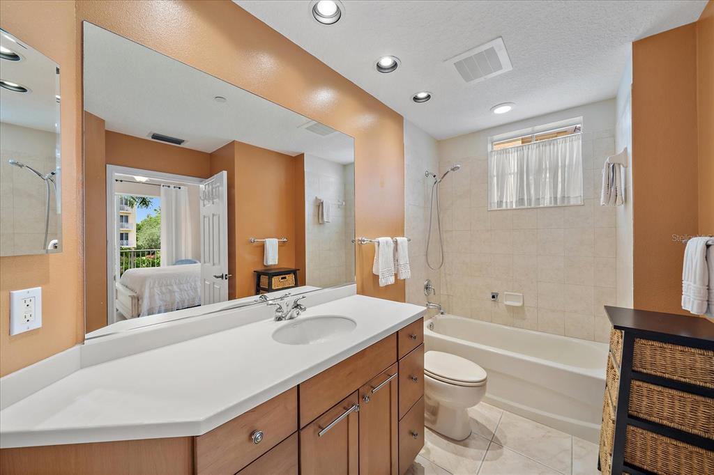 6482 Water Crest Way, Unit 204 Lakewood Ranch, FL 34202 - Photo 13 of 26