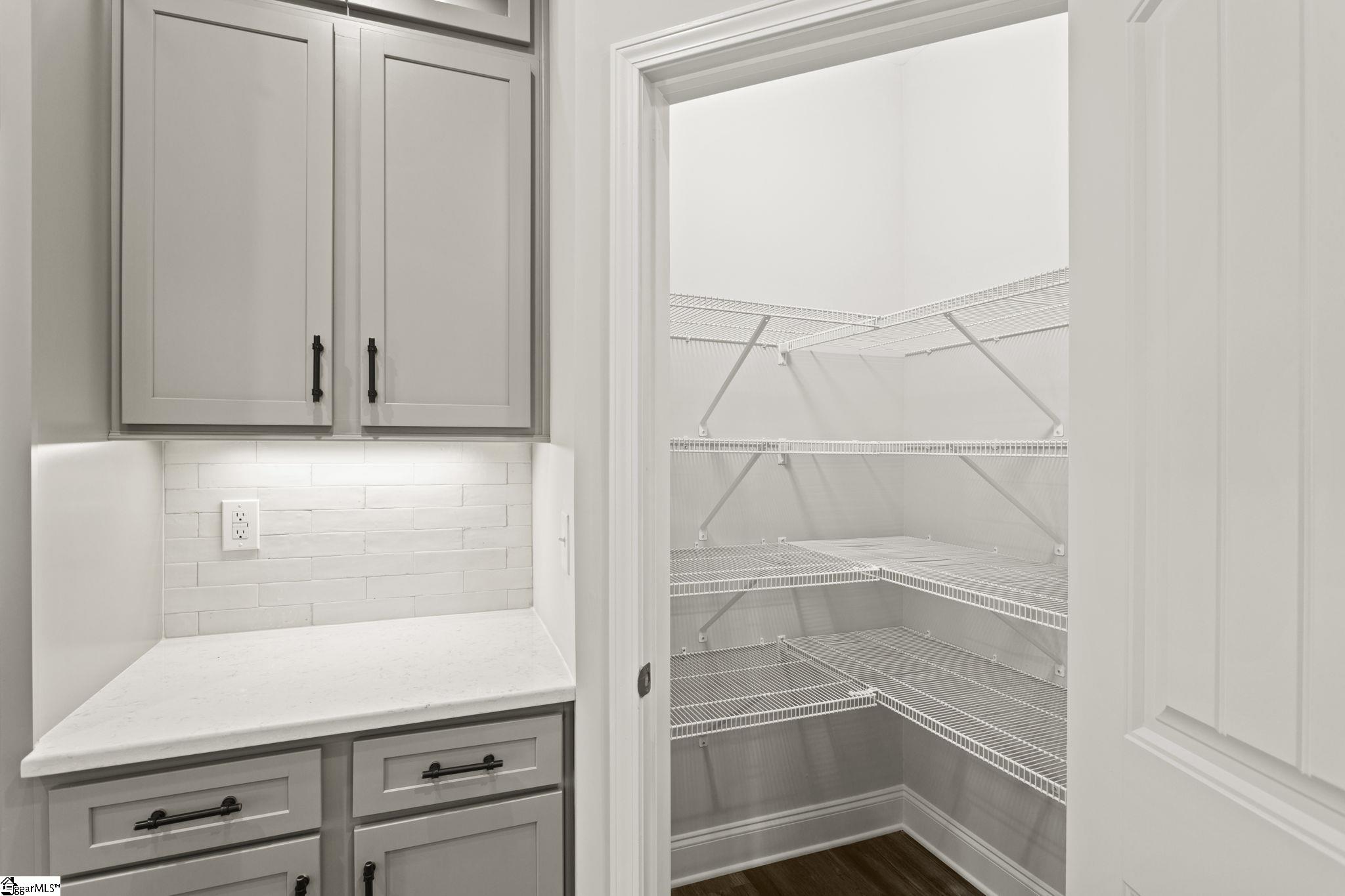 207 Ridgebury Place Greenville, SC 29607 - Photo 16 of 36 Gallery Image 16
