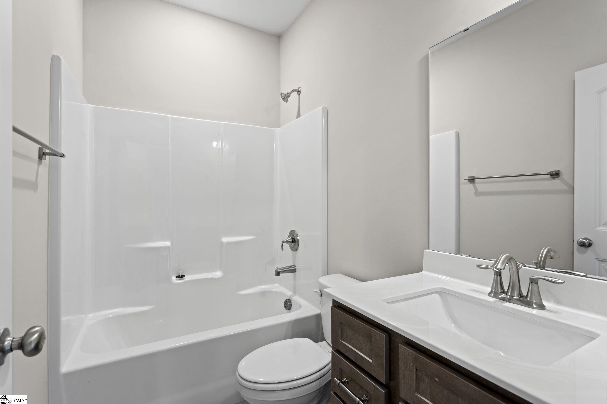 207 Ridgebury Place Greenville, SC 29607 - Photo 28 of 36 Gallery Image 28