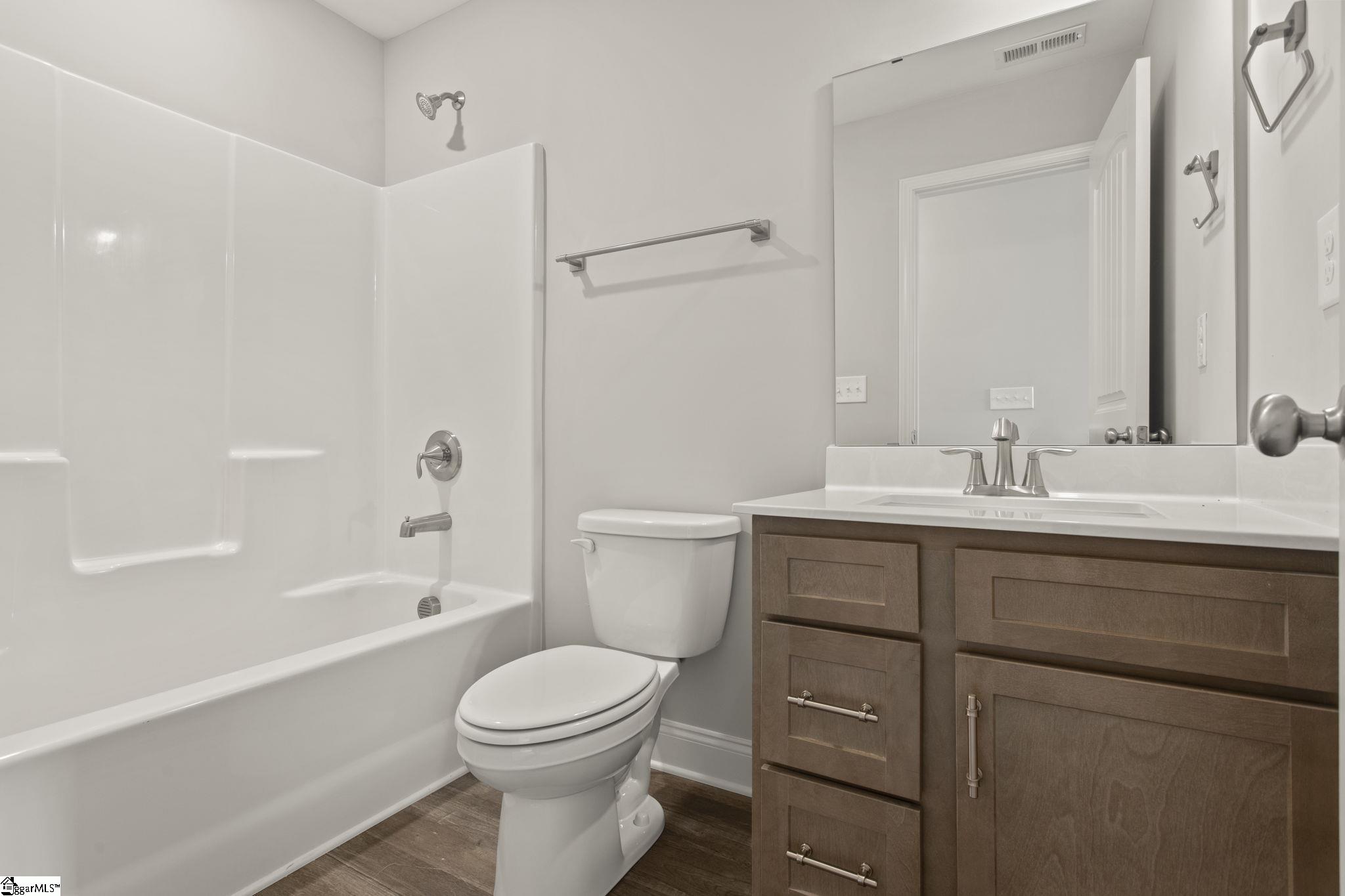 207 Ridgebury Place Greenville, SC 29607 - Photo 31 of 36 Gallery Image 31
