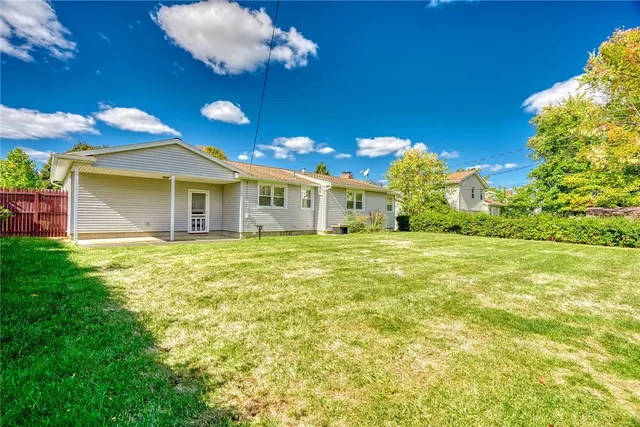 $220,000 | 130 Ellinwood Drive, Irondequoit, NY 14622