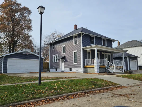 $799,800 | 1210 Guernsey Court, St. Joseph, MI 49085