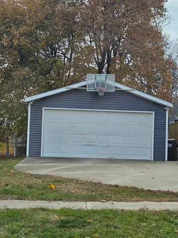 $799,800 | 1210 Guernsey Court, St. Joseph, MI 49085