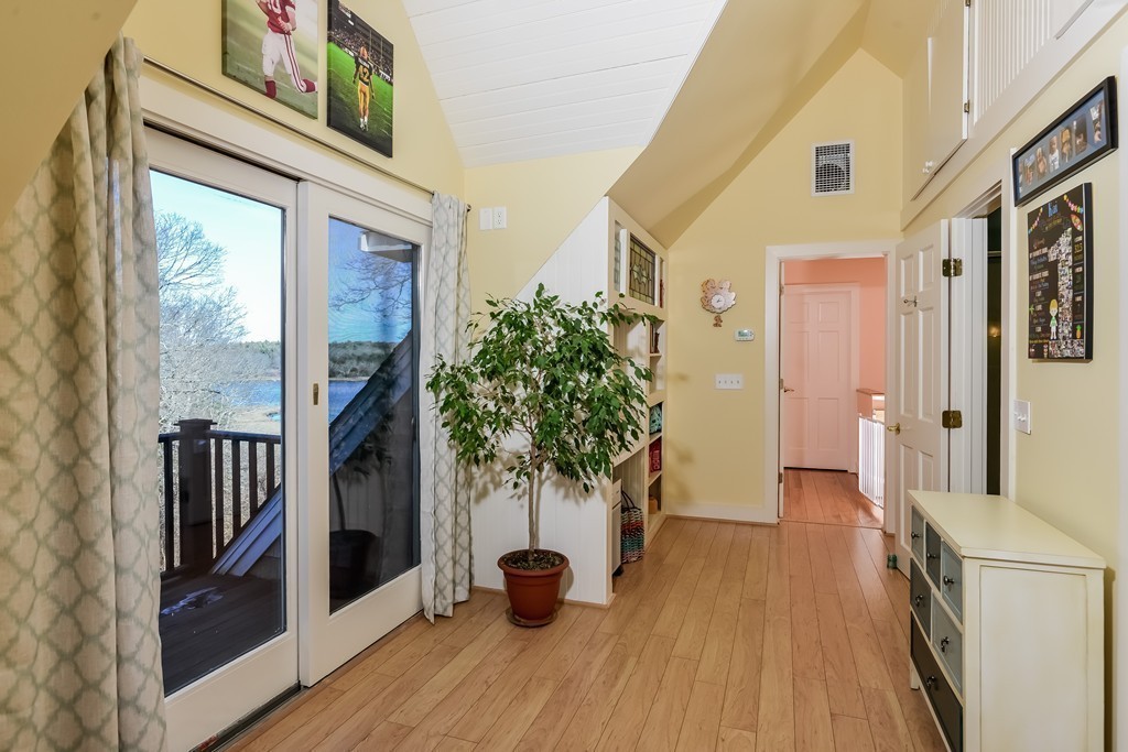 992 Drift Road Westport, MA 02790 - Photo 21 of 29 Gallery Image 21