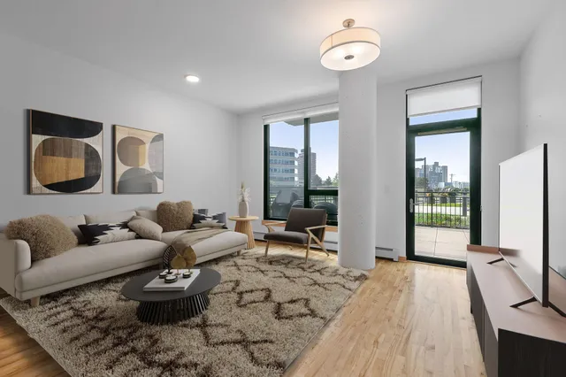 $2,995 | 1240 South 2nd Street, Unit 225, Minneapolis, MN 55415