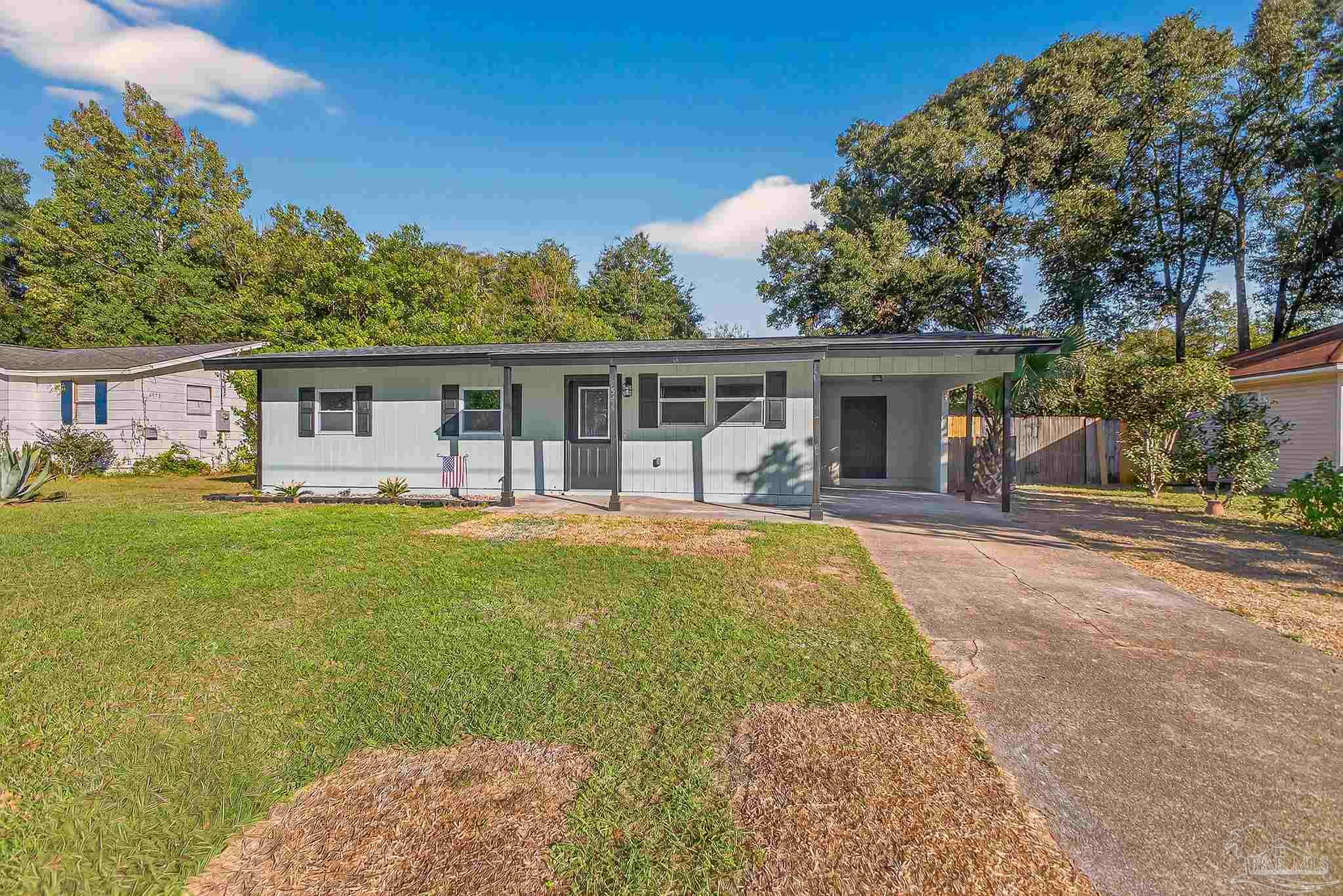 6524 Oakcrest Road Milton, FL 32570 - Photo 3 of 44 Gallery Image 3