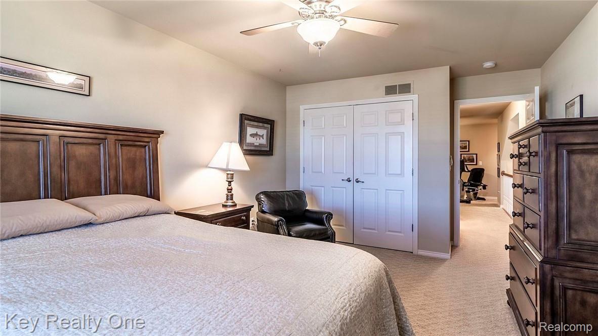 2790 Castlemartin Court Rochester, MI 48306 - Photo 36 of 64 047_28.jpg