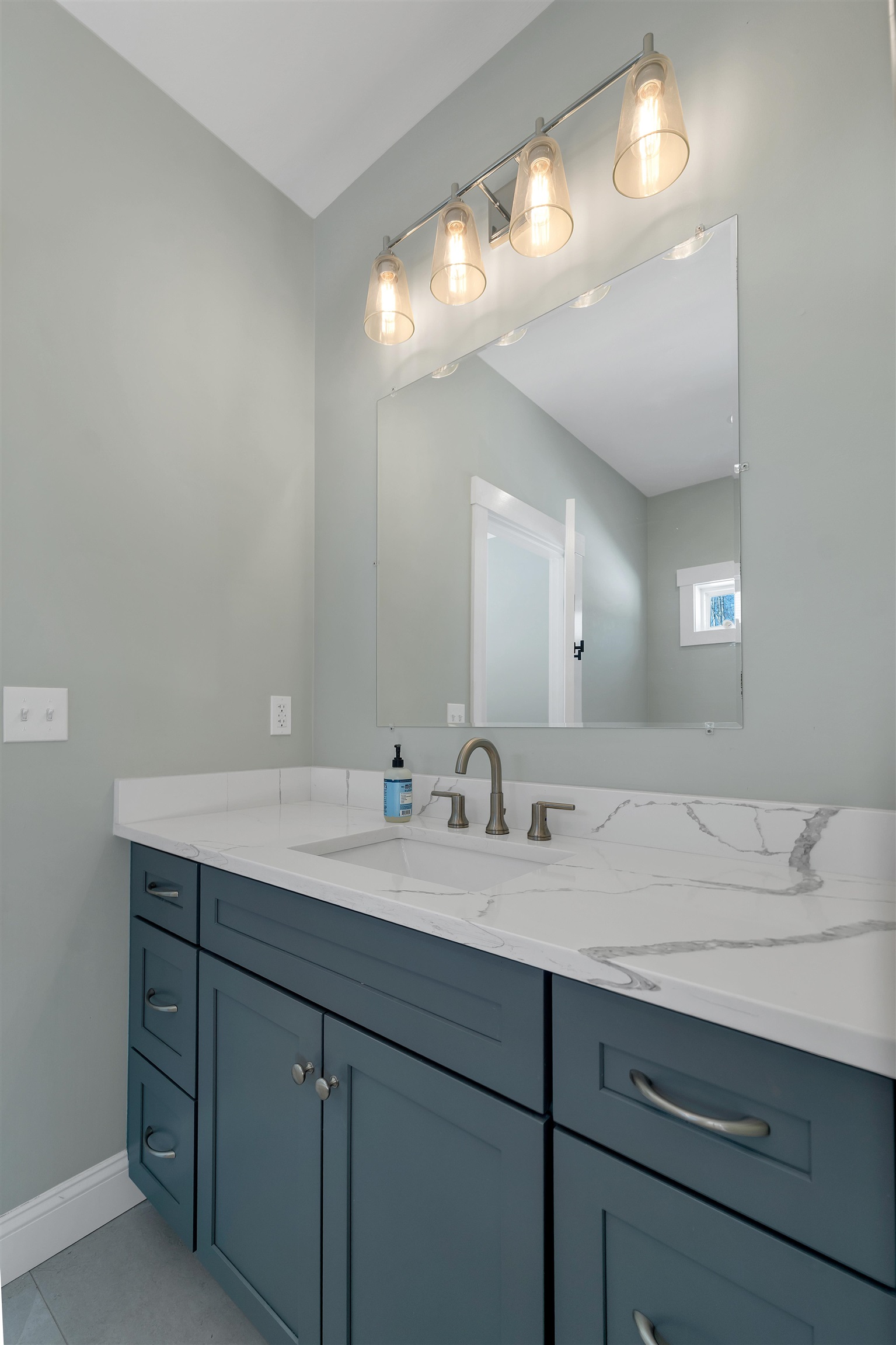 46 Bailey Drive Rochester, NH 03868 - Photo 21 of 53