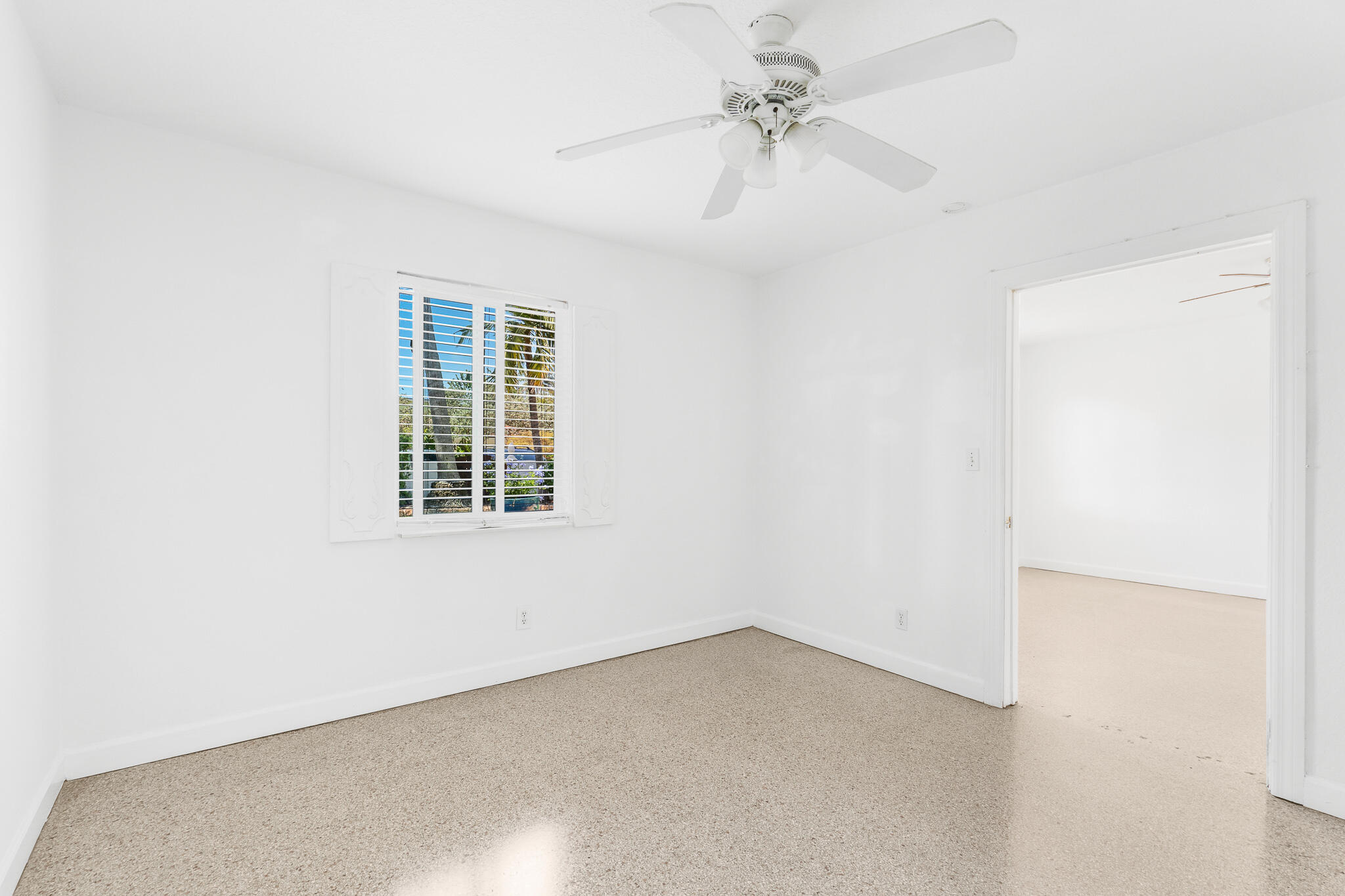 11 Tropical Drive, Unit 3 Ocean Ridge, FL 33435 - Photo 12 of 15 an empty room with a window