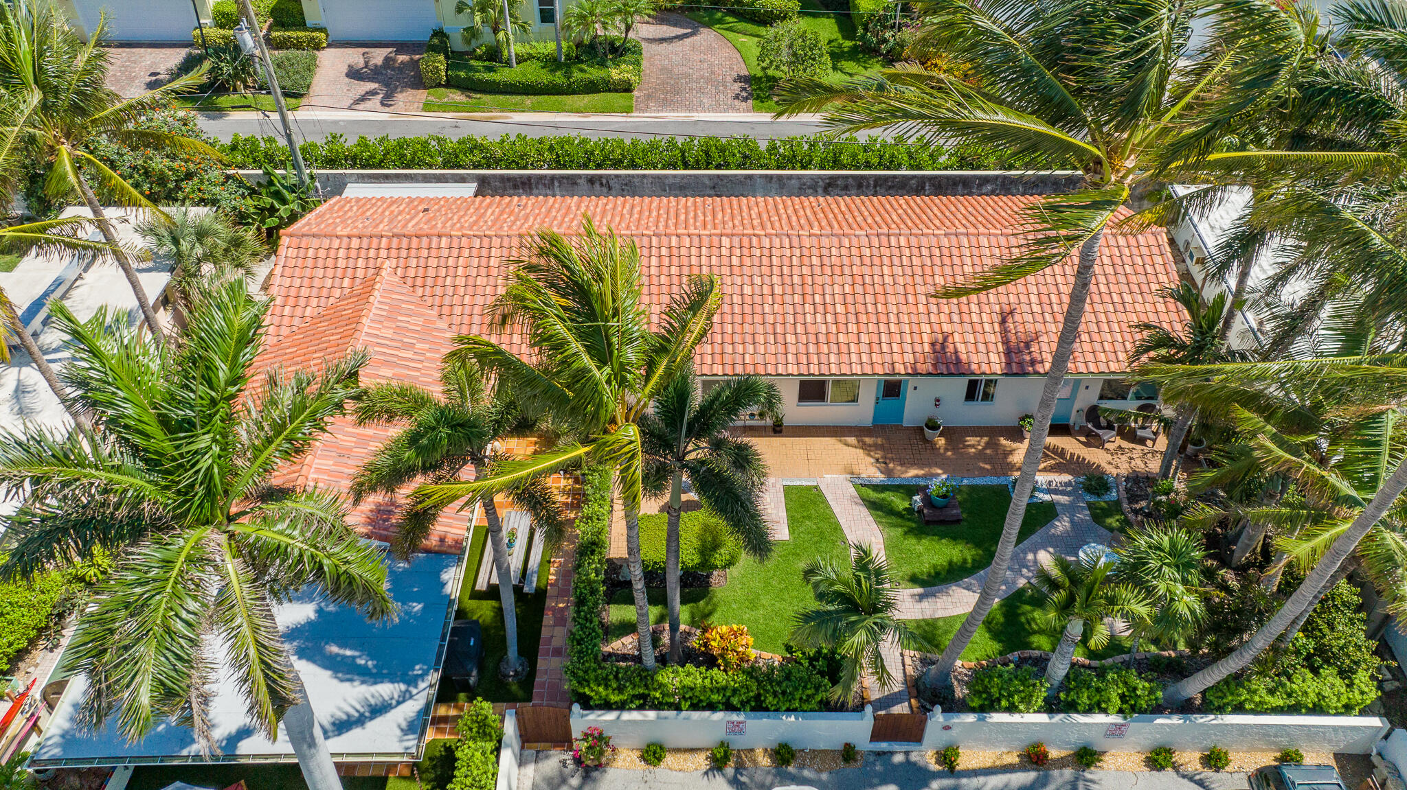 11 Tropical Drive, Unit 3 Ocean Ridge, FL 33435 - Photo 3 of 15 view of an outdoor space with trees